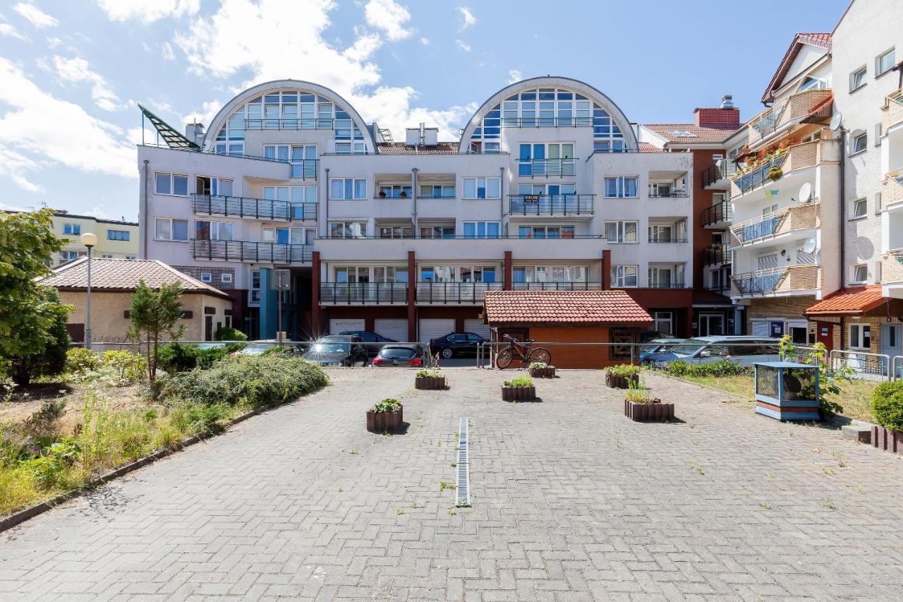 Port Kolobrzeg Cicha Street By Jantar Apartamenty Колобжег Екстериор снимка
