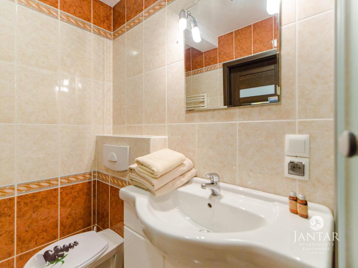 Port Kolobrzeg Cicha Street By Jantar Apartamenty Колобжег Екстериор снимка