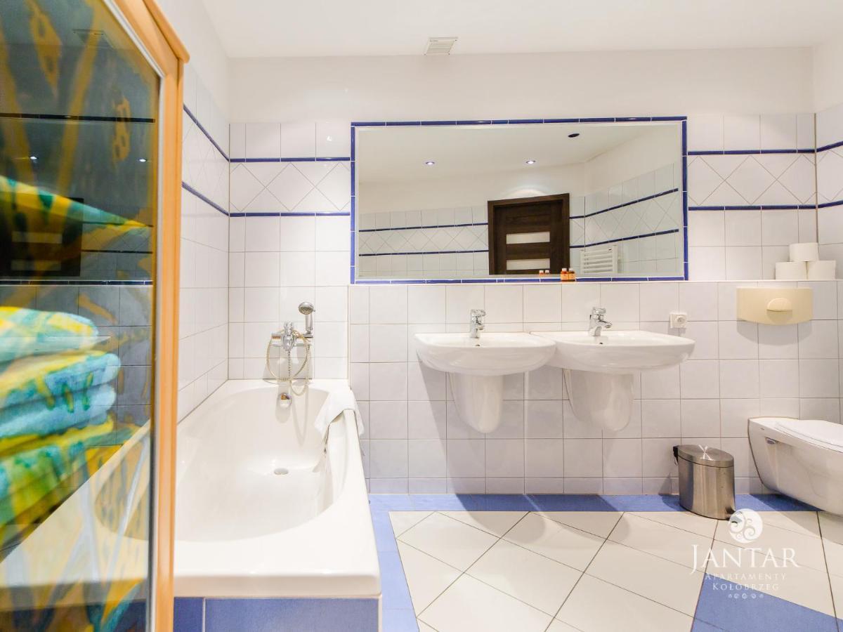 Port Kolobrzeg Cicha Street By Jantar Apartamenty Колобжег Екстериор снимка