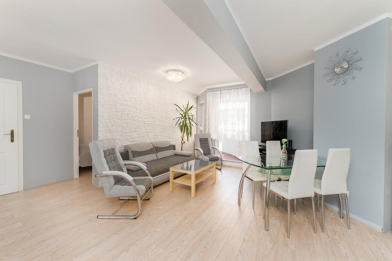 Port Kolobrzeg Cicha Street By Jantar Apartamenty Колобжег Екстериор снимка